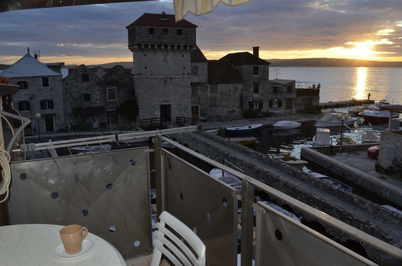 Apartment Kastilac Kaštela 外观 照片